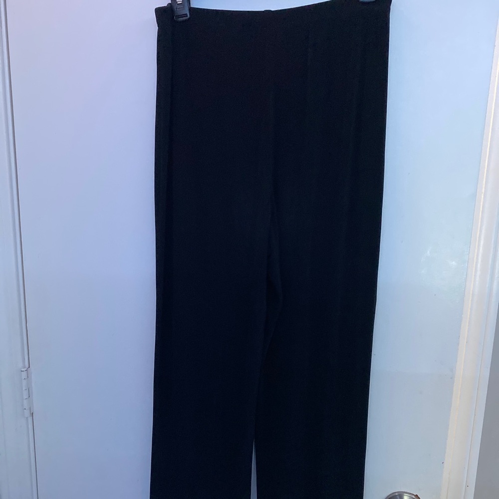 BLACK FLOWY PANTS🖤